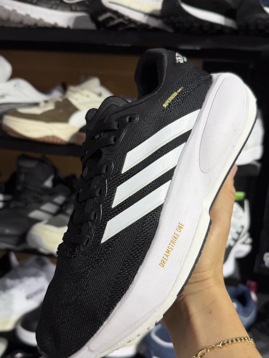 Adidas Supernova Negro / Suela blanca