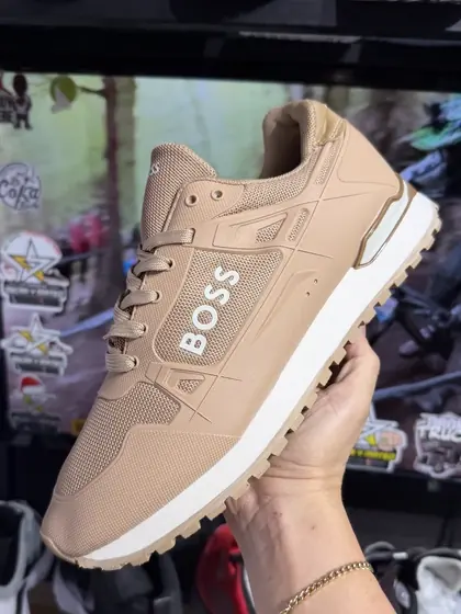 BOSS Beige