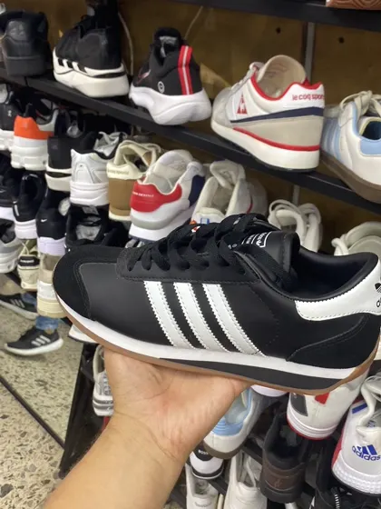 Adidas Country OG Negro / Blanco
