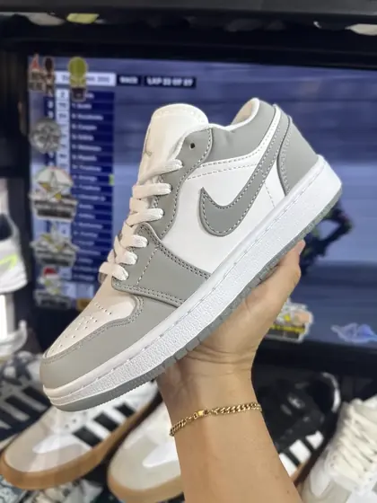 Air Jordan 1 Low Gris lobo / Blanco