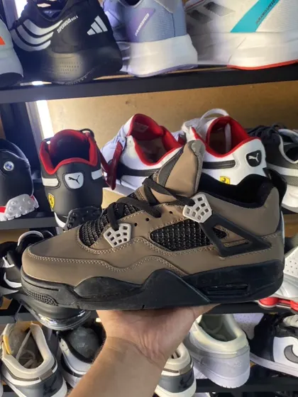 Air Jordan 4 Retro Taupe Haze