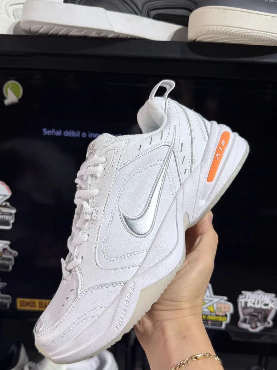 Nike Air Monarch IV Blanco / Plata
