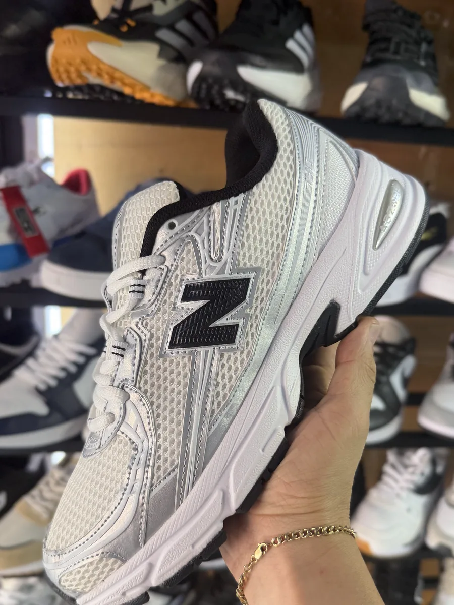 New Balance 740 Blanco / Plata