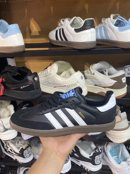 Adidas Samba Negro / Blanco con gum