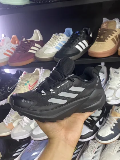 Adidas Terrex Negro / Gris (dama)