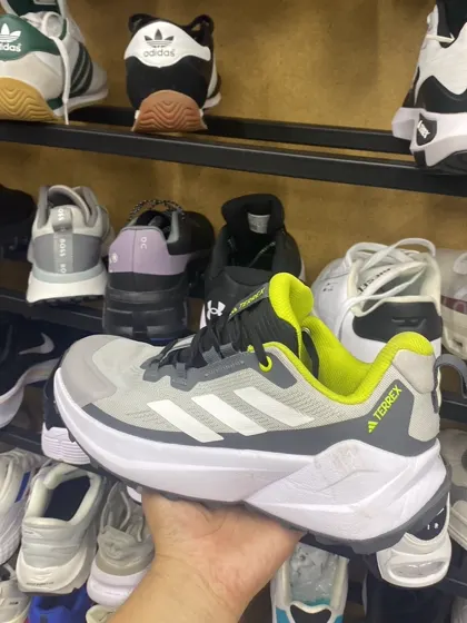Adidas Terrex Gris claro / Lima