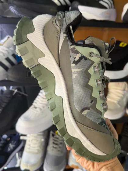 Under Armour Verde oliva camuflado